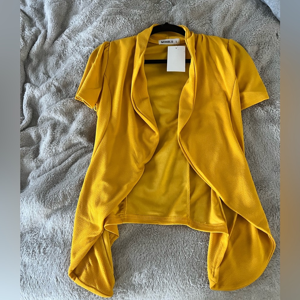Doublju Vibrant Yellow jacket short sleeve open Cardigan size S